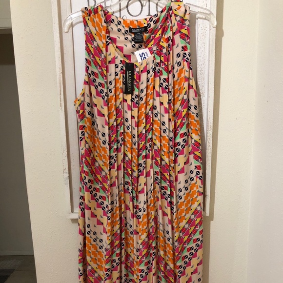 Glamour Dresses & Skirts - Glamour size 14/14w geometric sleeveless mid calf